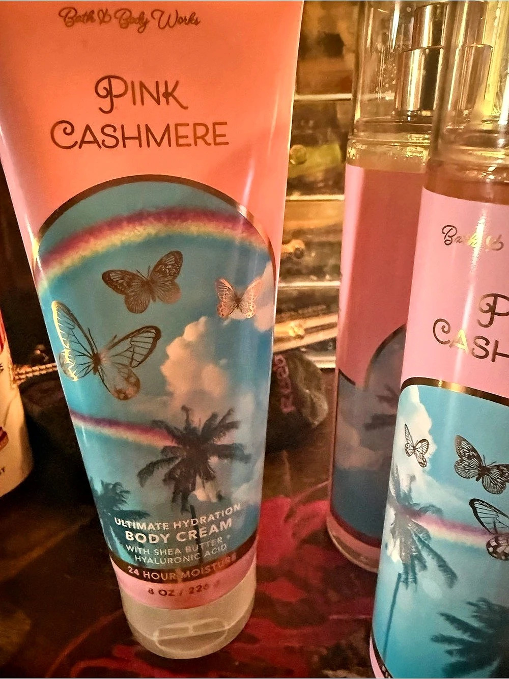 Bath & Body Works Pink Cashmere Ultimate Hydration Body Cream Body Cream Pink